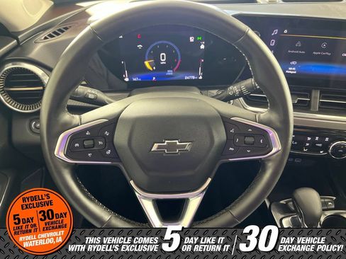 Used 2025 Chevrolet Trax ACTIV w/ Driver Confidence Package FWD image 23