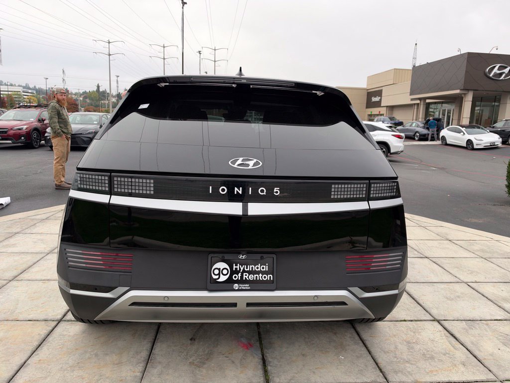 Certified 2024 Hyundai Ioniq 5 SEL RWD image 11