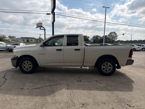 Used 2009 Dodge Ram 1500 Truck ST w/ ST Popular Equipment Group image 10
