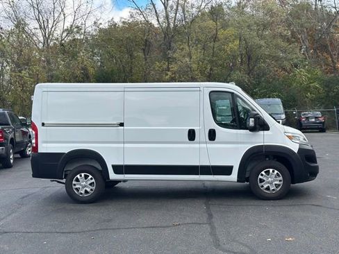 New 2024 RAM ProMaster 1500 w/ Quick Order Package 22G SLT image 6