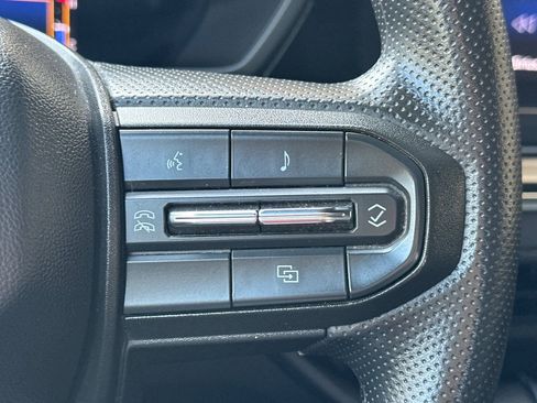 Certified 2023 Chevrolet Colorado W/T image 30