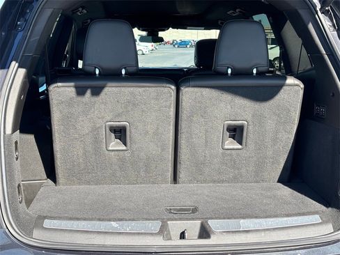 Used 2023 Cadillac XT6 Premium Luxury image 36