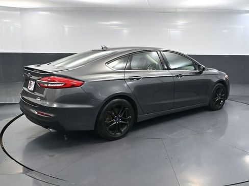 Used 2020 Ford Fusion SE w/ Equipment Group 151A image 6