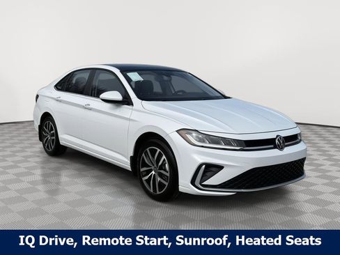 New 2026 Volkswagen Jetta SE FWD image 1