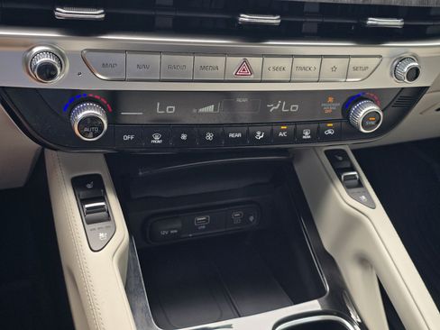 Used 2023 Kia Telluride EX FWD image 20
