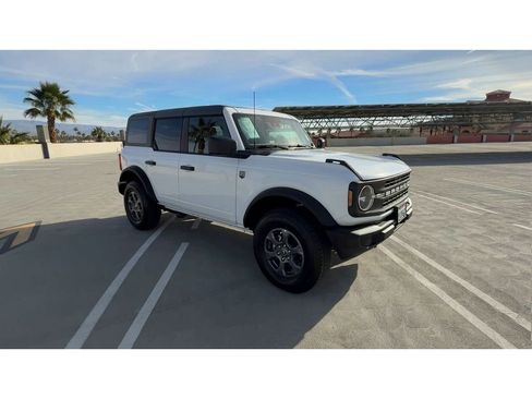 Used 2025 Ford Bronco Big Bend image 2