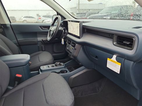 New 2025 Ford Maverick XL w/ Equipment Group 102A image 28