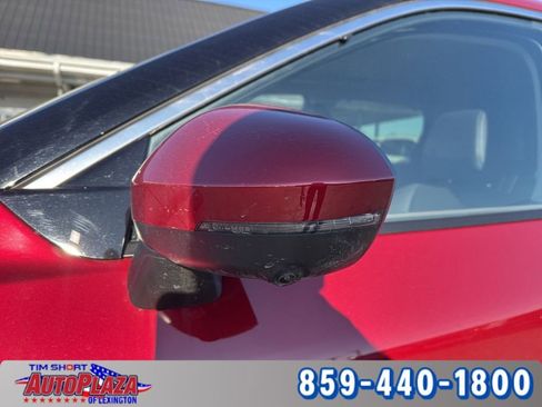 Used 2023 Nissan Rogue Platinum w/ Platinum Premium Package image 11