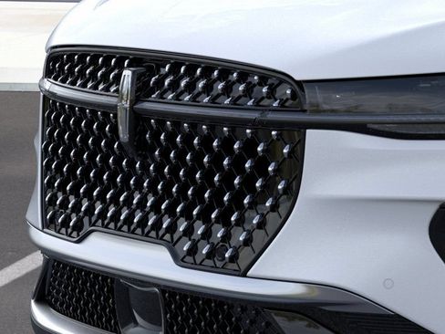 New 2026 Lincoln Nautilus Premier AWD/4WD image 41