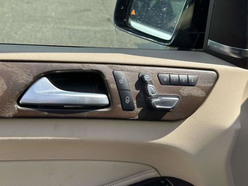 Used 2019 Mercedes-Benz GLS 450 4MATIC w/ Premium 1 Package image 13