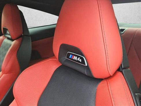 Used 2025 BMW M4 Coupe w/ Executive Package image 12