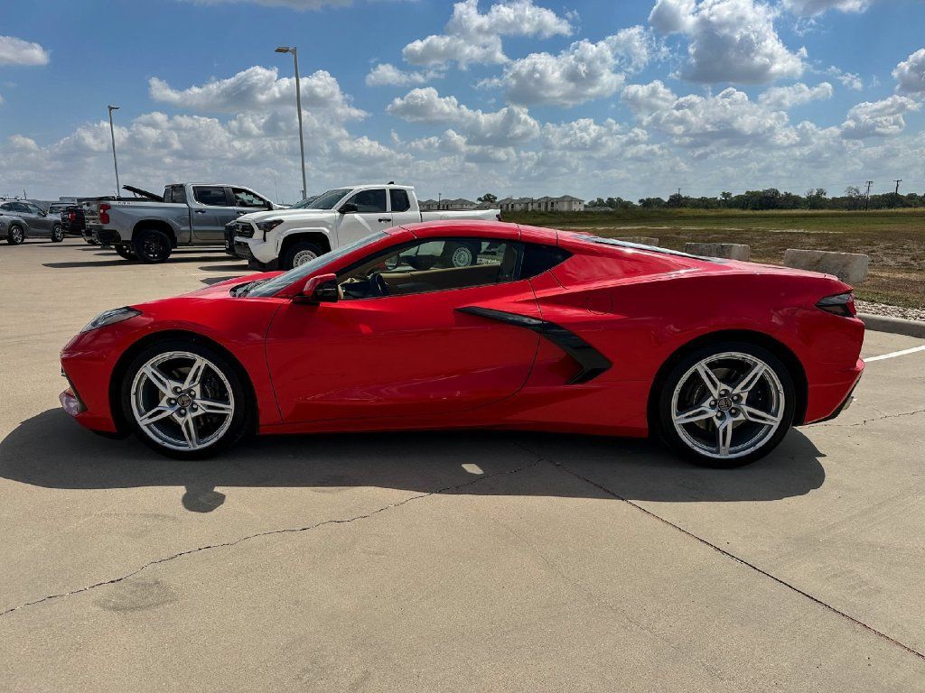 Used 2024 Chevrolet Corvette Stingray Premium Cpe w/ 3LT RWD image 6