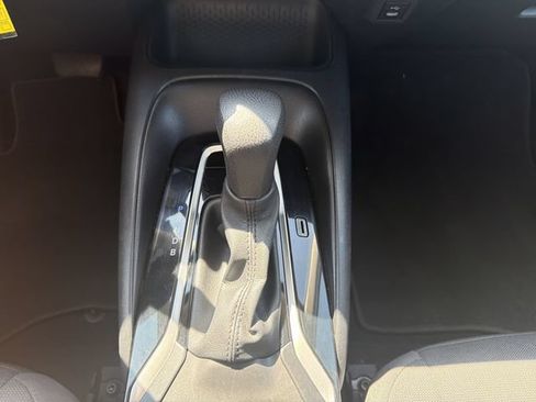 Used 2024 Toyota Corolla LE FWD image 28