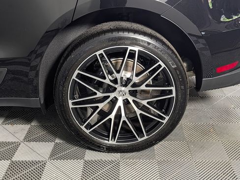 New 2026 Porsche Macan AWD/4WD image 12
