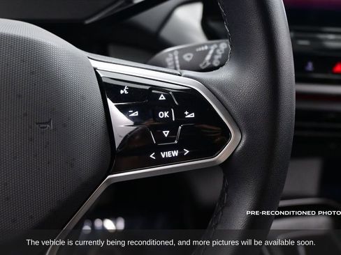 Used 2023 Volkswagen ID.4 Pro S Plus image 17