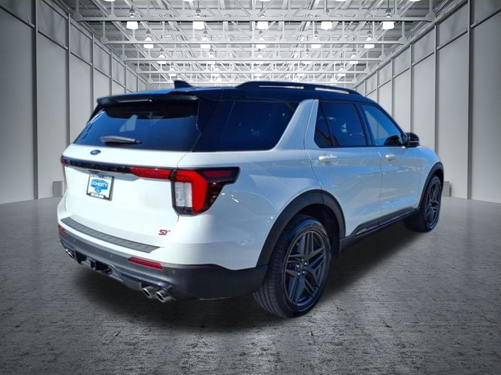 Used 2025 Ford Explorer ST AWD/4WD image 6