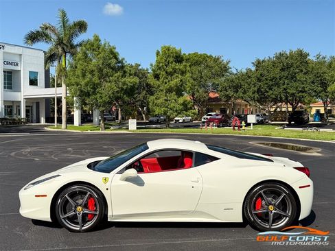 Used 2014 Ferrari 458 Italia Coupe RWD image 38