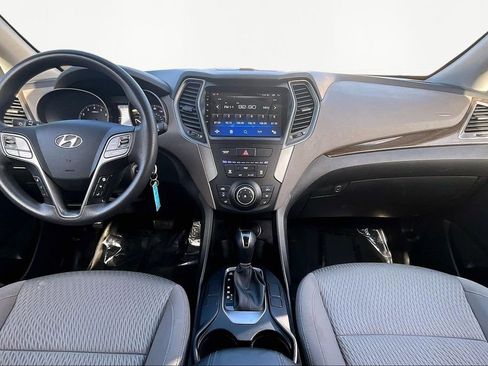 Used 2017 Hyundai Santa Fe Sport image 16