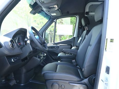 New 2026 Mercedes-Benz Sprinter 2500 image 3
