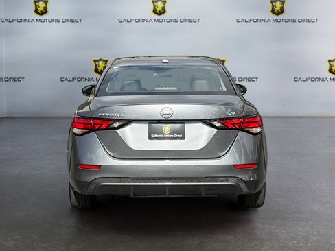 Used 2024 Nissan Sentra SV image 4