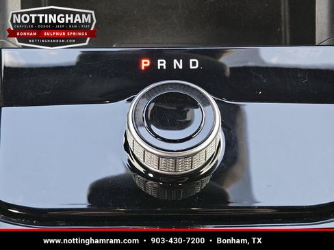 Used 2023 Jeep Grand Cherokee Altitude AWD/4WD image 17