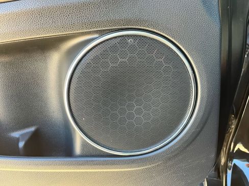 Used 2017 Honda HR-V EX image 13