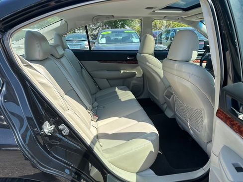 Used 2012 Subaru Legacy 2.5i Limited image 14