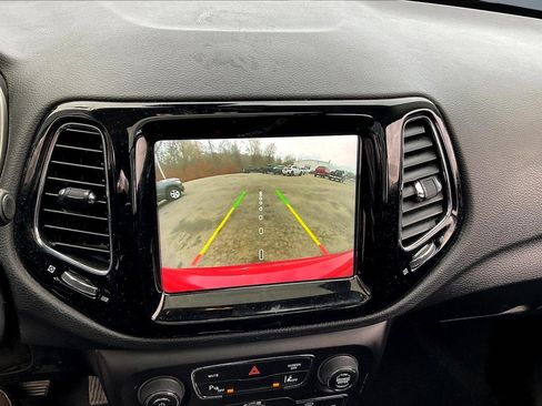 Certified 2021 Jeep Compass Limited w/ Sun and Sound Group image 20