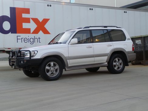Used 2003 Toyota Land Cruiser image 1