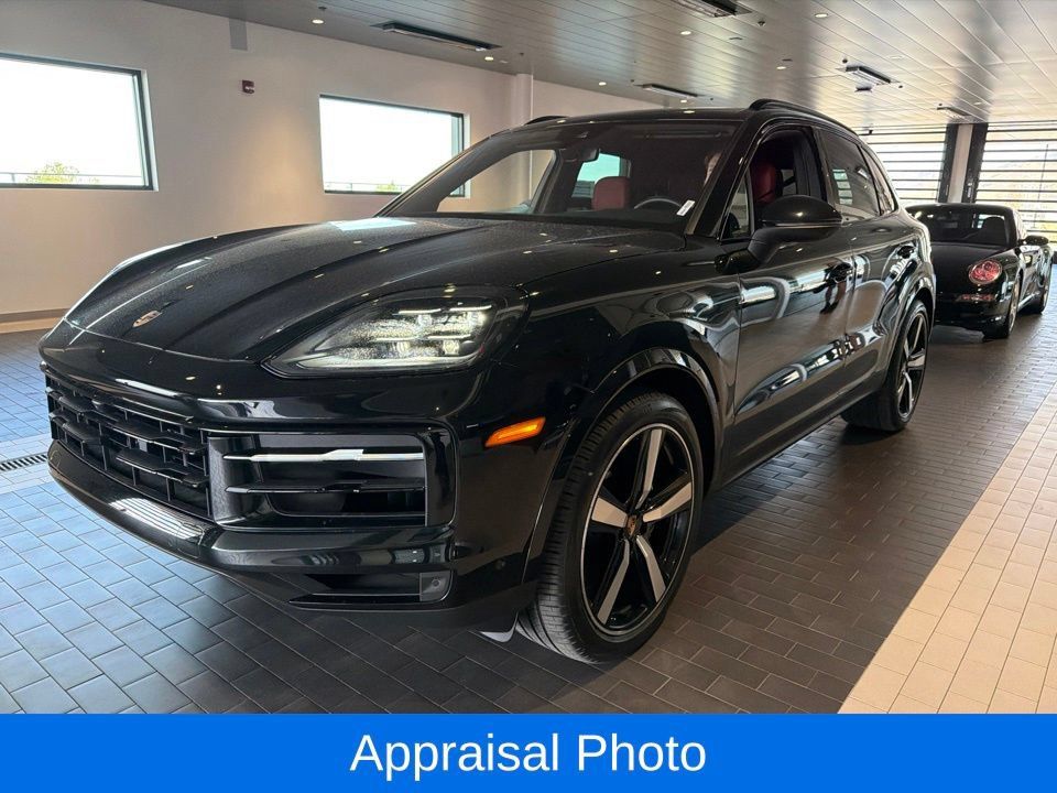 Certified 2026 Porsche Cayenne AWD/4WD image 1