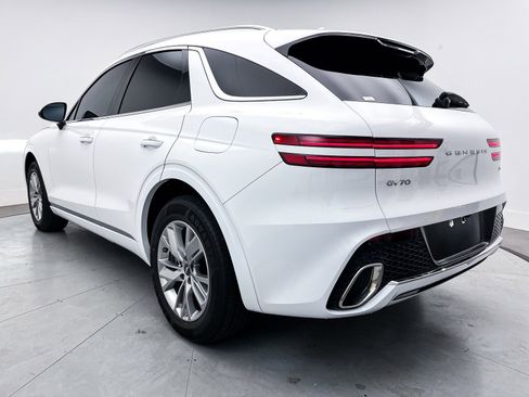 Used 2023 Genesis GV70 2.5T image 13