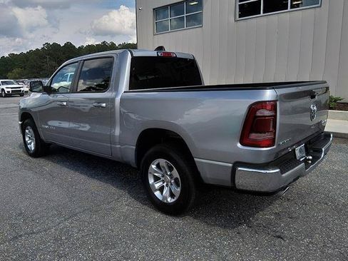 Used 2024 RAM 1500 Laramie AWD/4WD image 5