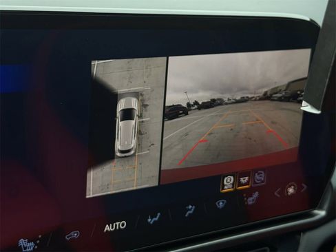 New 2026 Chevrolet Equinox EV RS image 16