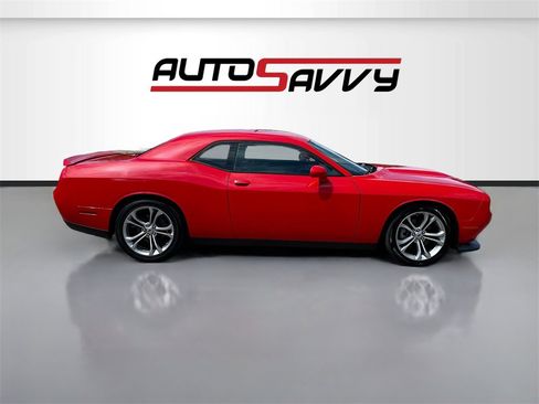 Used 2022 Dodge Challenger R/T image 8