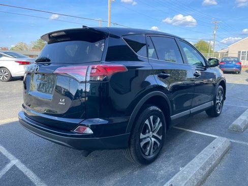 Used 2018 Toyota RAV4 LE w/ All Weather Liner Package image 5