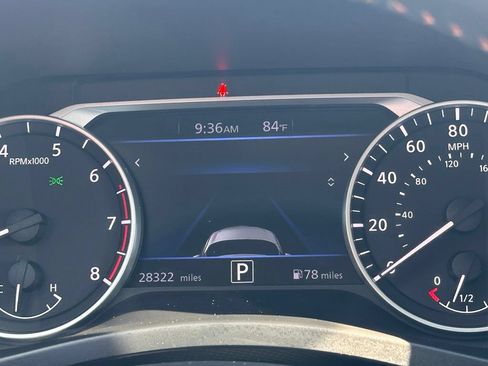 Certified 2024 Nissan Sentra SR FWD image 21