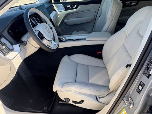 New 2026 Volvo XC60 B5 Ultra w/ Protection Package Premier image 20