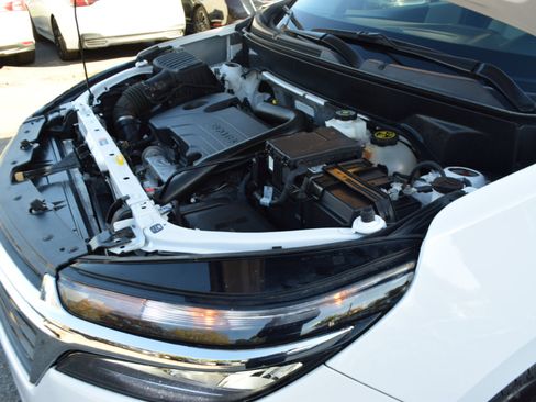 Used 2023 Chevrolet Equinox LS w/ LS Convenience Package image 25