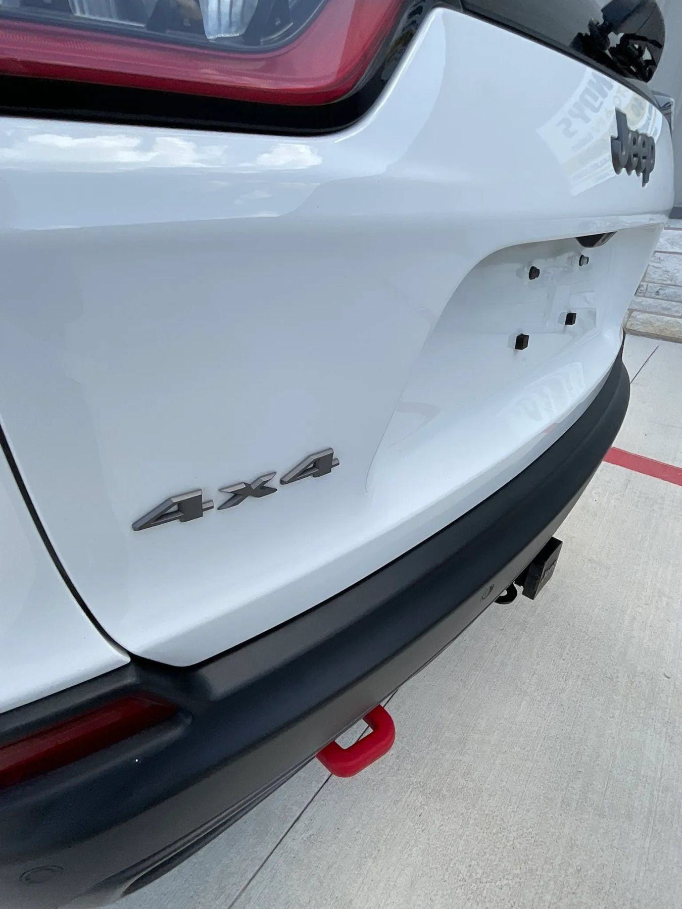 Used 2021 Jeep Cherokee Trailhawk w/ Trailer Tow Group AWD/4WD image 27