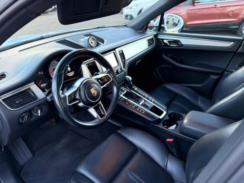 Used 2016 Porsche Macan S w/ Premium Package Plus AWD/4WD image 11