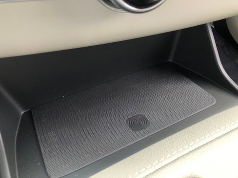 New 2026 Volvo XC90 B6 Ultra w/ Protection Package image 28