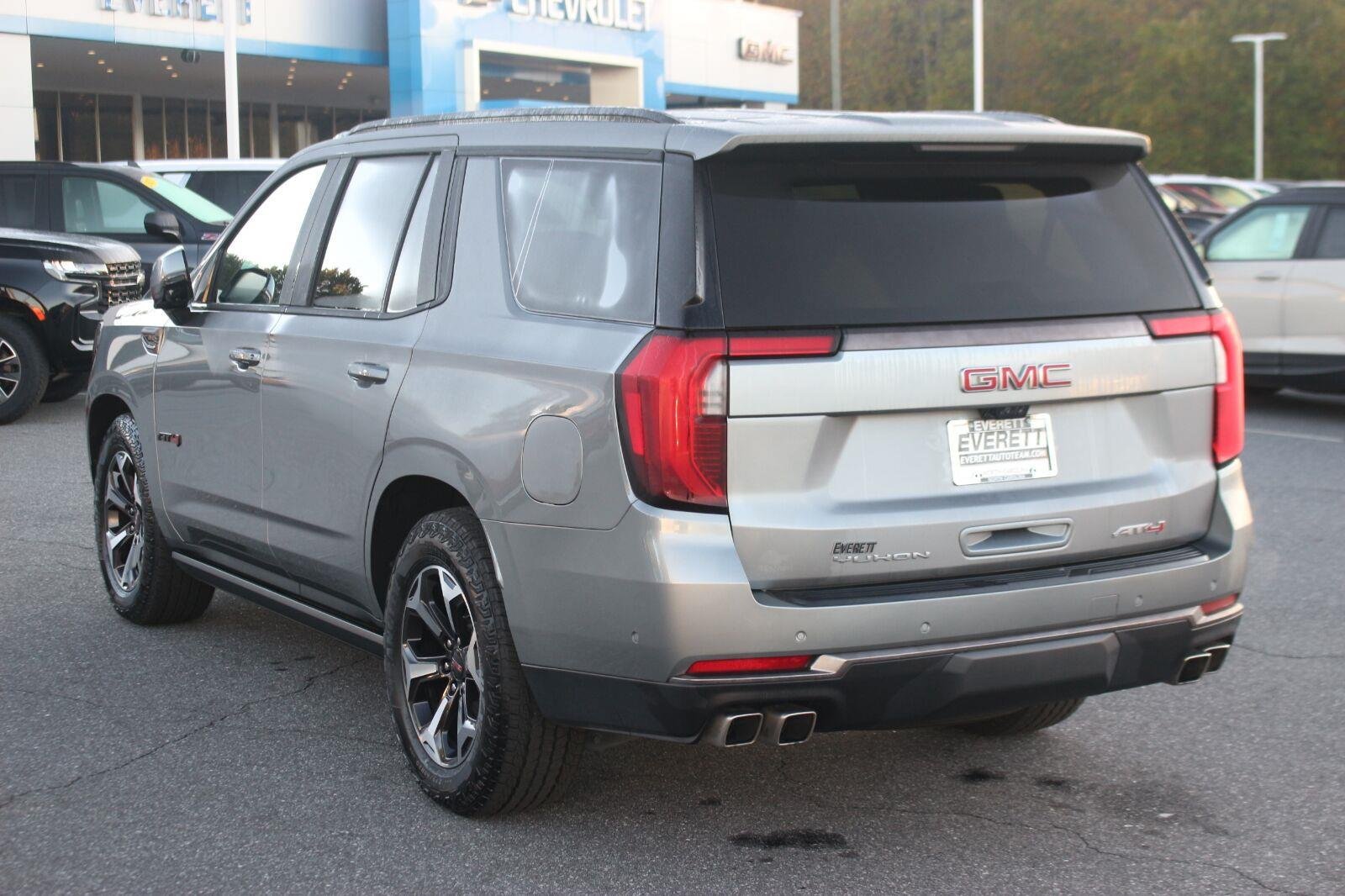 Used 2025 GMC Yukon AT4 Ultimate AWD/4WD image 5
