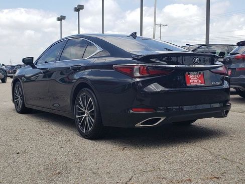Used 2023 Lexus ES 350 w/ Premium Package FWD image 9