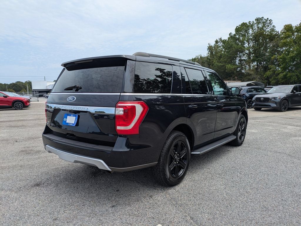 Used 2021 Ford Expedition XLT RWD image 4