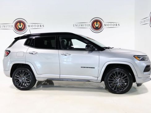 Used 2022 Jeep Compass High Altitude AWD/4WD image 32