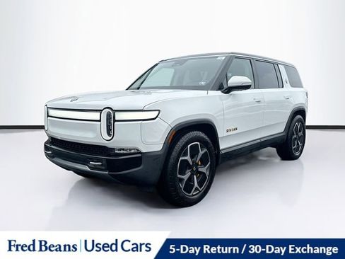 Used 2023 Rivian R1S Adventure image 3