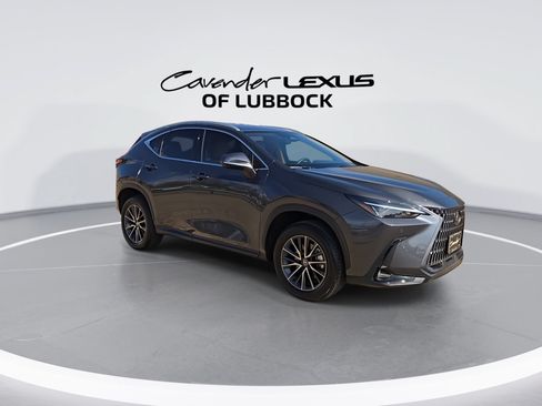Used 2025 Lexus NX 250 FWD w/ Accessory Package (Z1) image 2