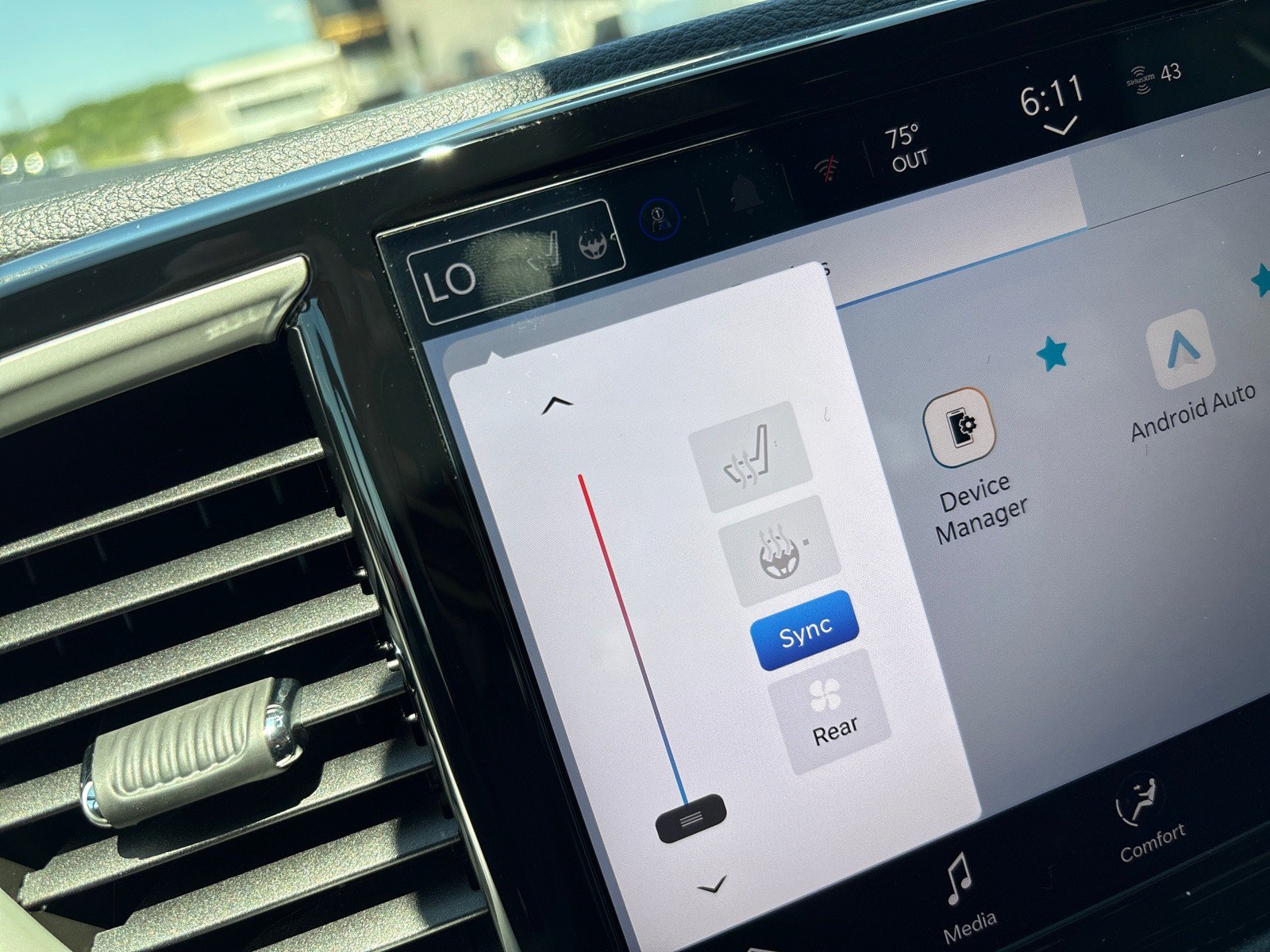 New 2027 Chrysler Pacifica Select FWD image 21