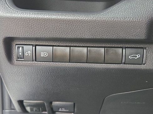 Certified 2025 Toyota RAV4 XLE Premium FWD image 28