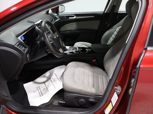 Used 2016 Ford Fusion S w/ Equipment Group 101A image 9